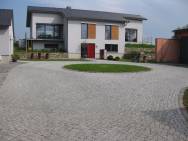 Pflasterarbeiten in Granitkleinpflaster 8/11cm vom Schleßischen Granit 