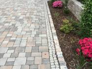 Betonpflaster der Firma EHL 2015 Kunststein 